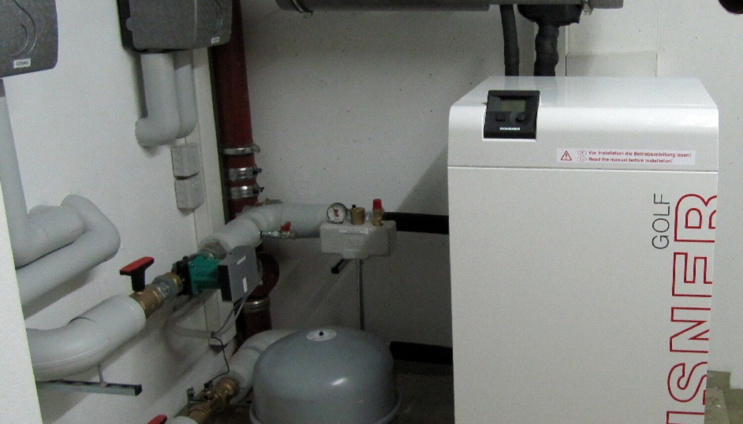 Ibele Gebäudetechnik Portfolio Luftwaermepumpe  